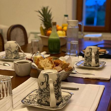 La Maladrie Bed and Breakfast Vouzailles Esterno foto