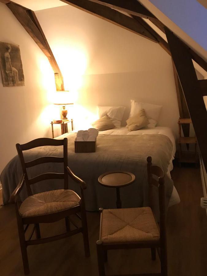 La Maladrie Bed and Breakfast Vouzailles Esterno foto