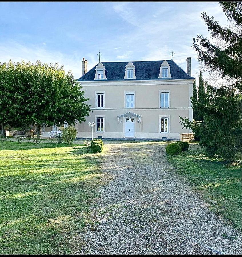 La Maladrie Bed and Breakfast Vouzailles Esterno foto